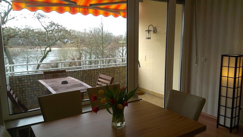 Riverside Flat Apartman Mannheim Kültér fotó